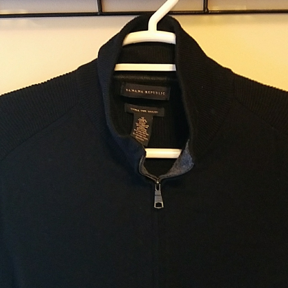 Banana Republic black zip up sweater