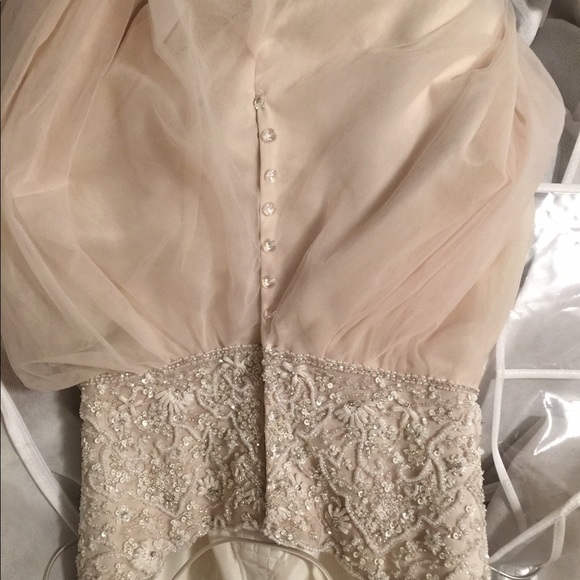 Mori Lee wedding dress - Picture 3 of 3