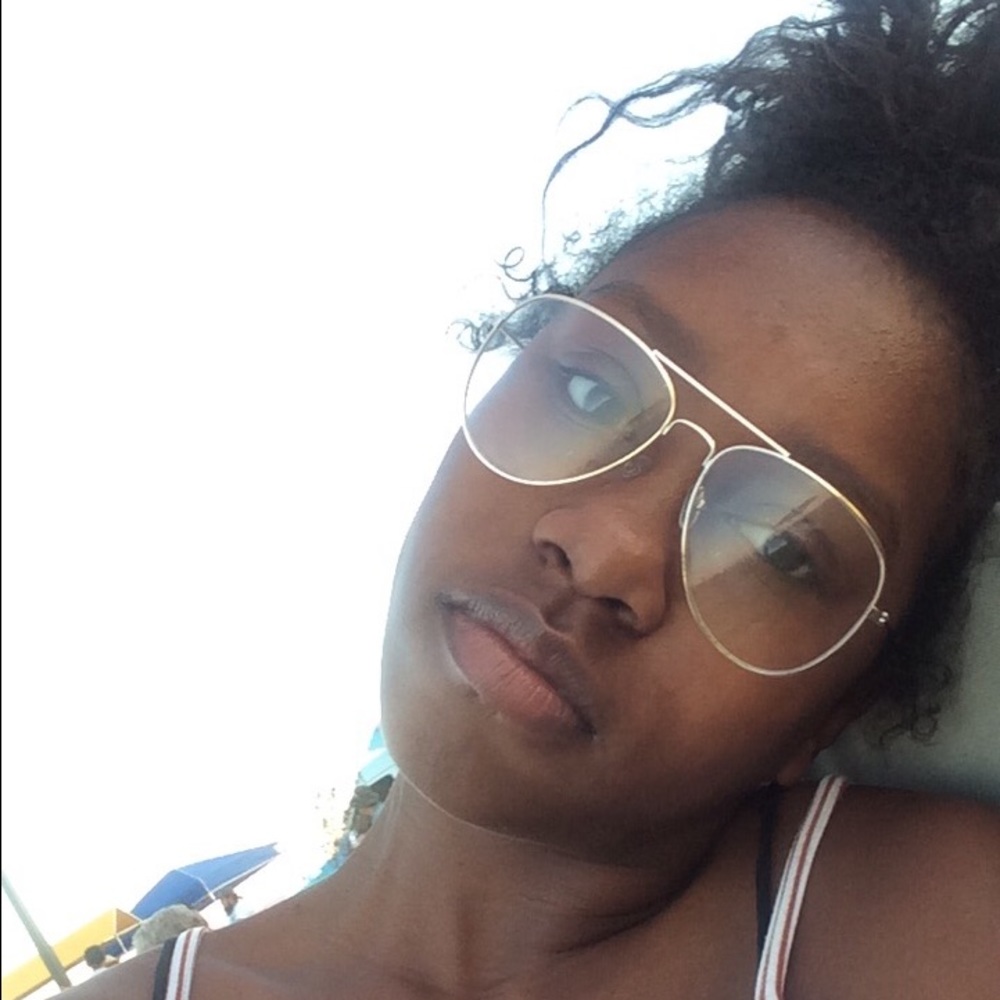 Meet your Posher, Marquia