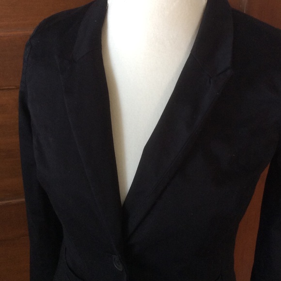 Tuxedo style blazer - Picture 2 of 4