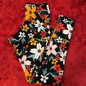 Nike leg-a-see Hawaii floral print Drifit leggings