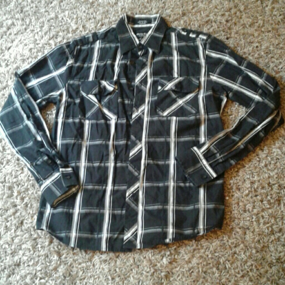 Eighty eight mens button up dress shirt, small
