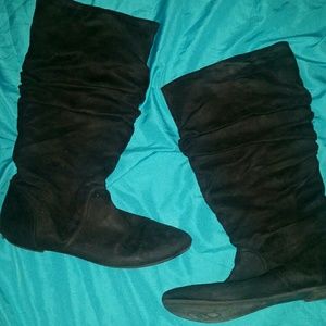 SOLD American Eagle Black Slouchy Boots