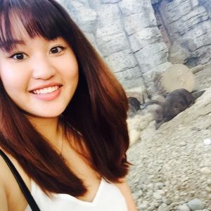 Meet your Posher, Sylvia