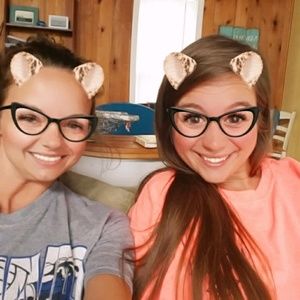 Meet your Posher, Cassandra