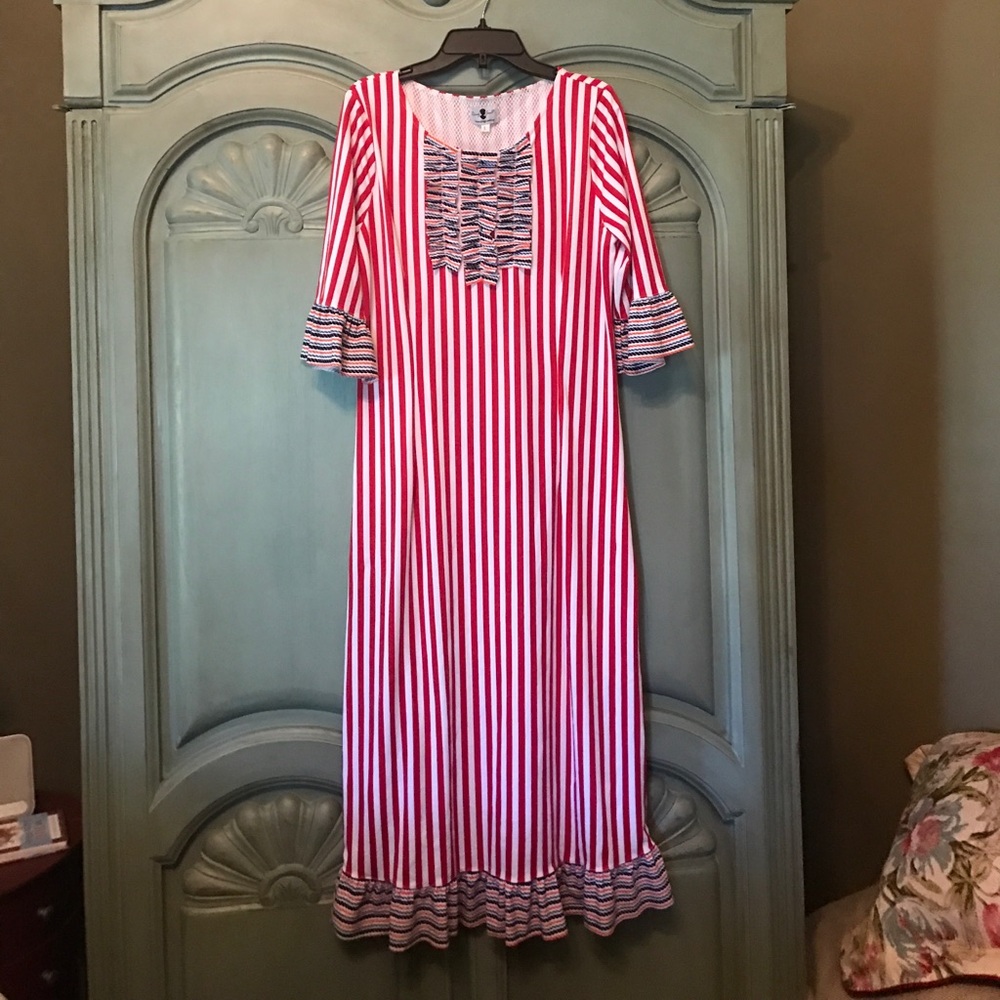 Dainty jewell's swimdress large(fits like medium)