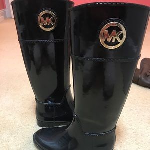 Micheal Kors Black Rainboots