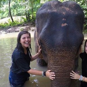 Meet your Posher, Isabel