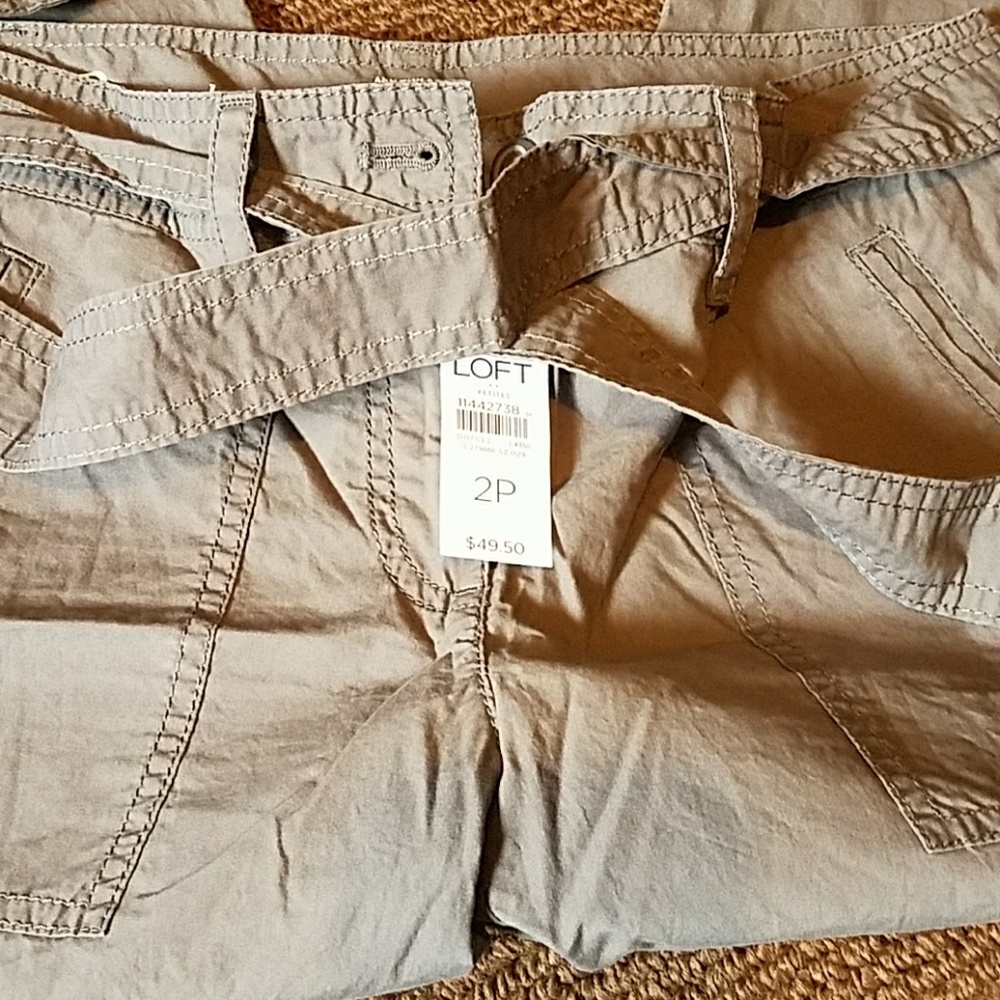Brand new Loft capris