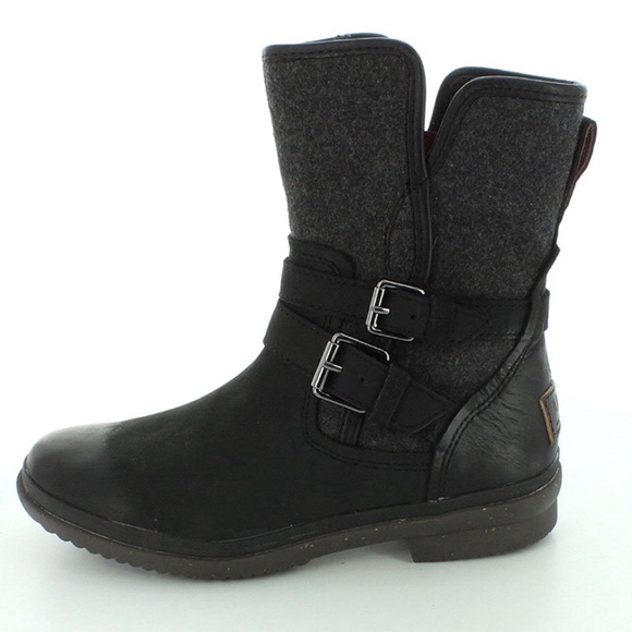 UGG Australia Women's Simmens Leather Boot - Picture 2 of 5