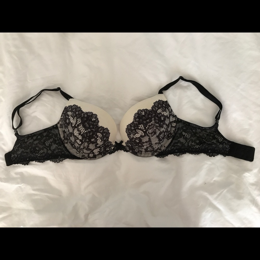 Victoria's Secret Dream Angels push-up bra 34D
