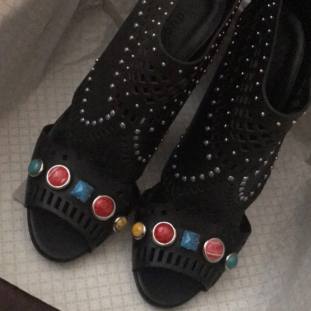 ❌SOLD❌Gucci booties 🔥 Special Edition - Picture 3 of 5