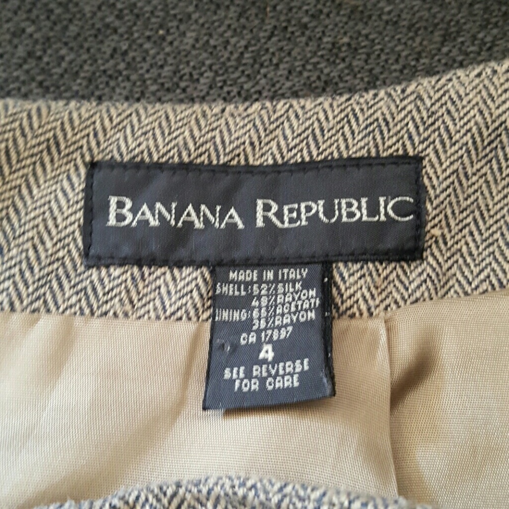 Banana Republic herringbone tweed skirt - Picture 7 of 7