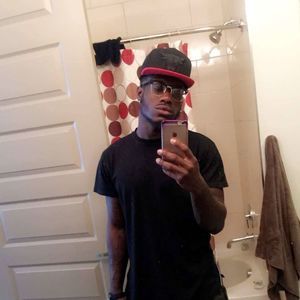 Meet your Posher, Jaron