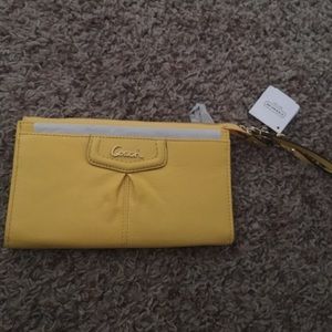 NWT Yellow Coach wallet