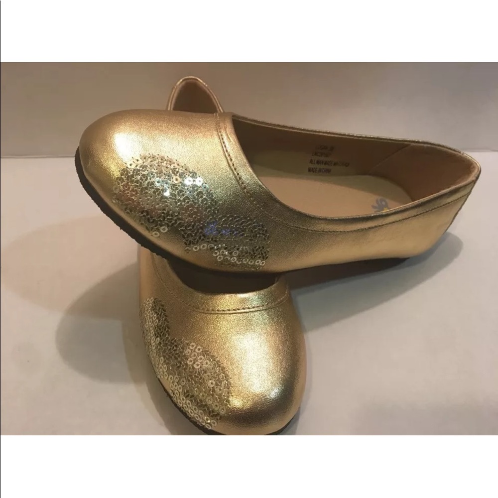 Golden girls WIZZ Flats size 3