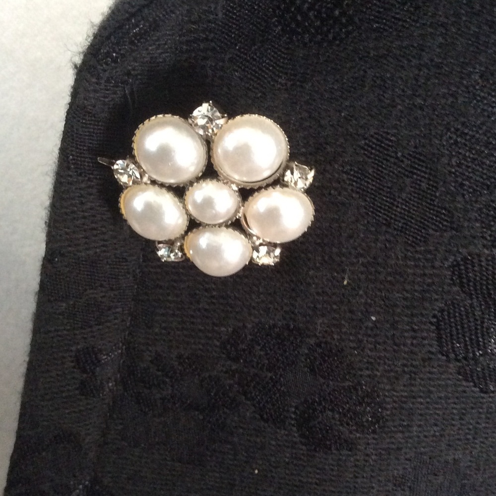 Black Blazer by Banana Republic - Picture 6 of 6