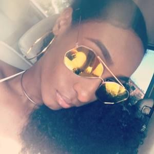 Meet your Posher, Ebony