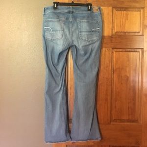 American Eagle Boot Cut Jeans Size 16.  Inseam 33
