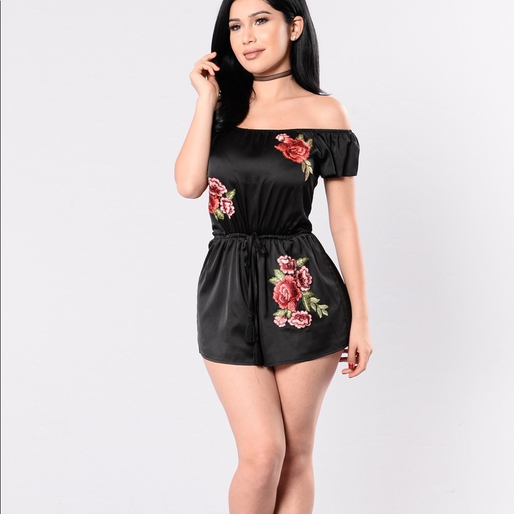 Fashion nova rose petal romper size small