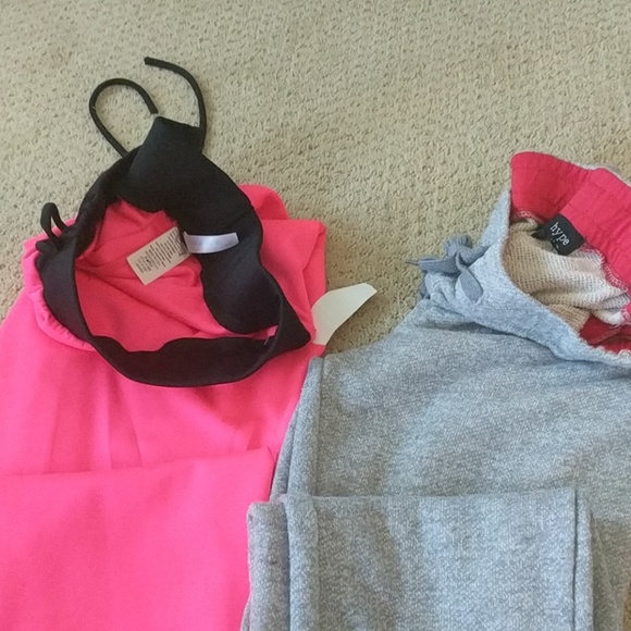 Jogging pants size large - Picture 2 of 3