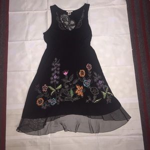 Krista Lee Black Sleeveless Floral Beaded Dress