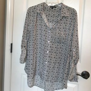 Like new button down floral shirt
