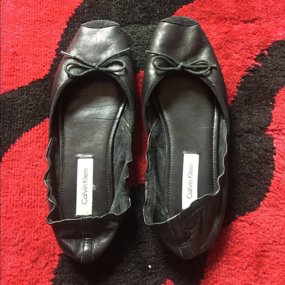 Black Calvin Klein Flats - Size 8