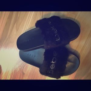 New Bebe faux fur Slippers!