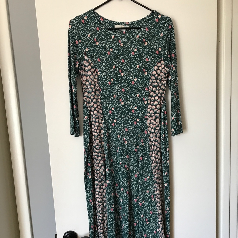 Long sleeved Bolden dress