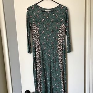 Long sleeved Bolden dress