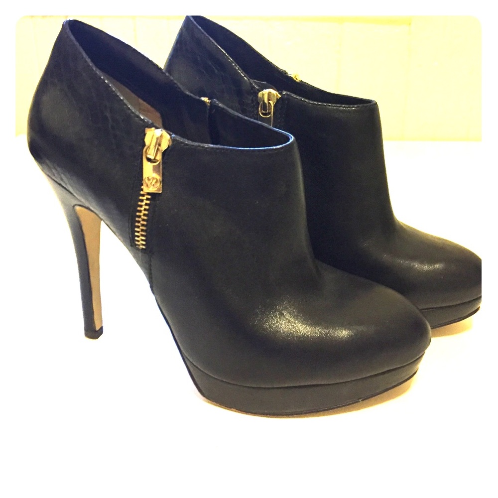 Michael Kors black Leather York Python booties