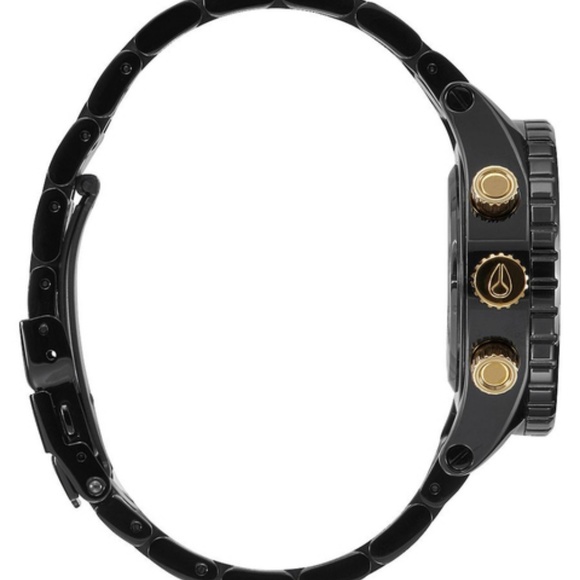 NWT NIXON 38-20 CHRONO BLACK GOLD WATCH