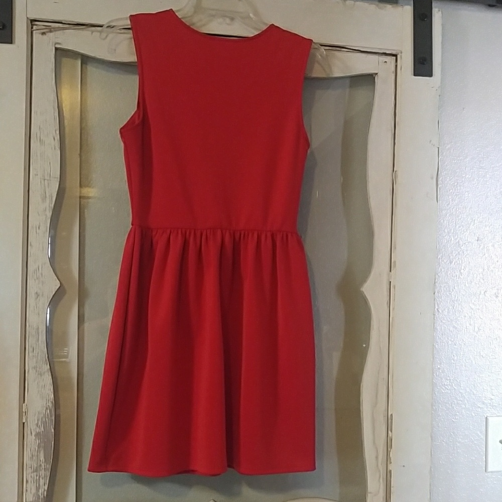 Red thigh length dress with zipper size xl