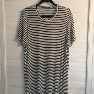 Brandy Melville T-Shirt Dress WORN ONCE
