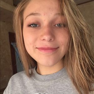 Meet your Posher, Abi