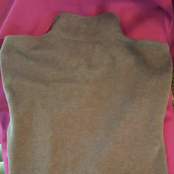 IZOD Zip Up Sweater - Picture 3 of 4