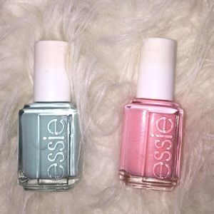 2 brand new Essie nail polish