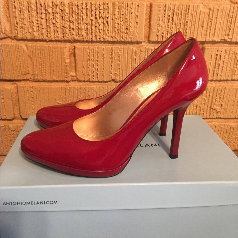 Antonio Melani red patent pump