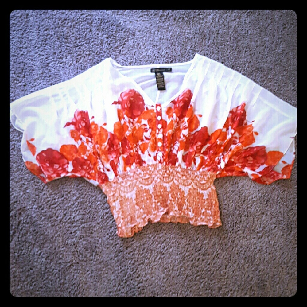 Cute summer blouse!