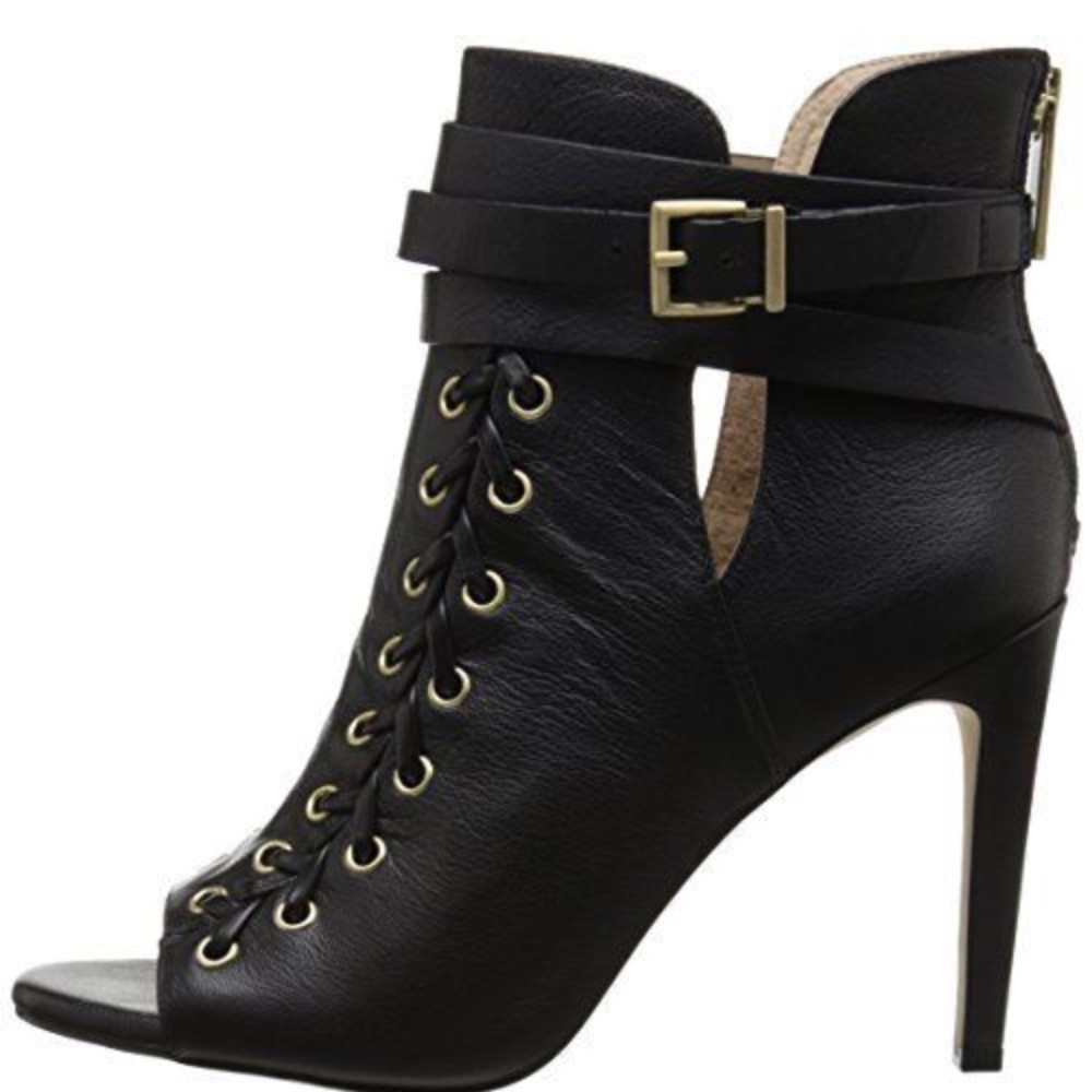 BCBG Ceville High Heel Bootie 6.5 New!!