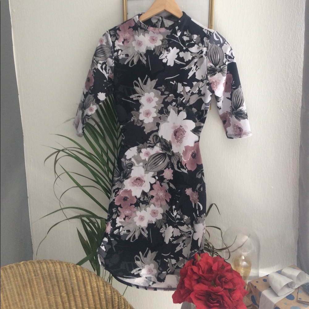 Sexy back dress 👀