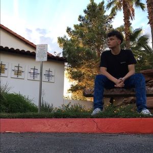 Meet your Posher, Angelo