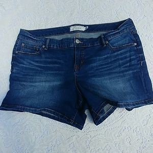 Plus size Shorts