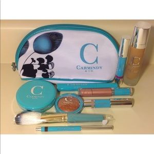 Carmindy Deluxe Makeup Set with Bag