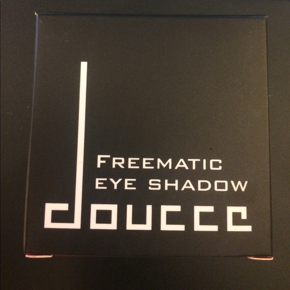 Doucce Freematic Eyeshadow 67 Marisa Shimmer