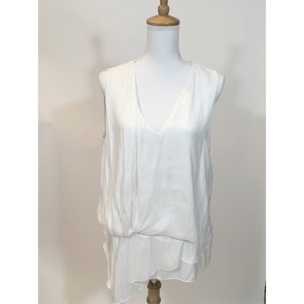 Zara Off white sleeveless v neck gathered waist L