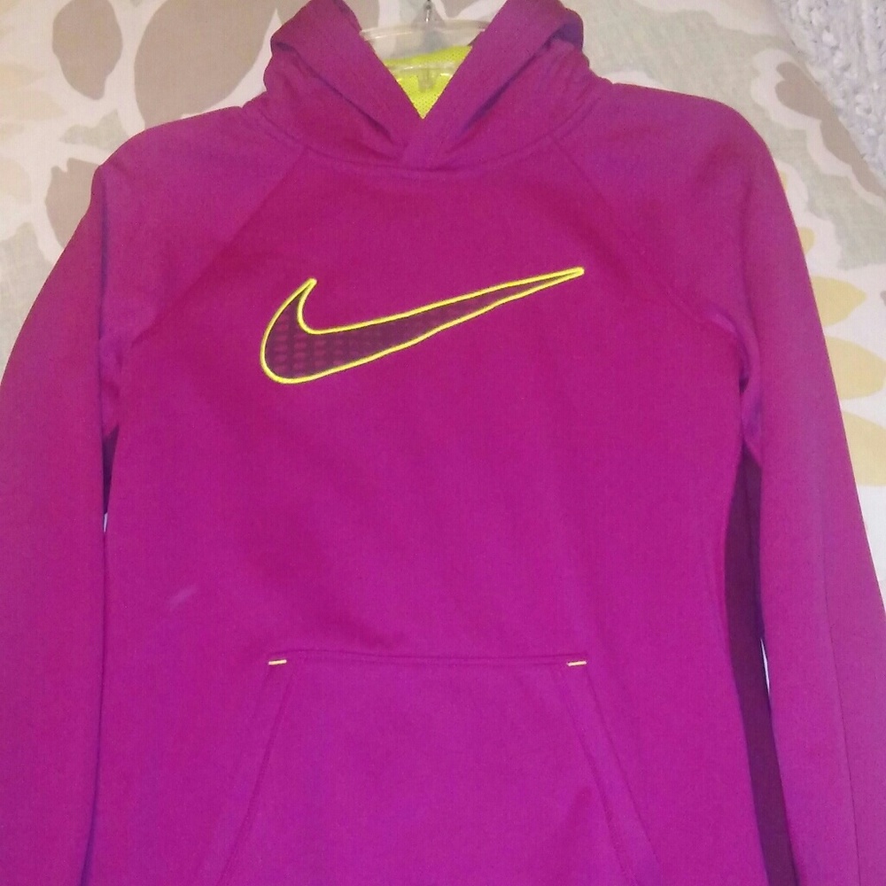 Therma fit Nike hoodie