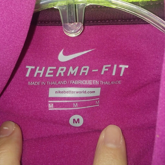 Therma fit Nike hoodie - Picture 2 of 2