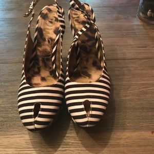 Sam Edelman platform peep toe heel